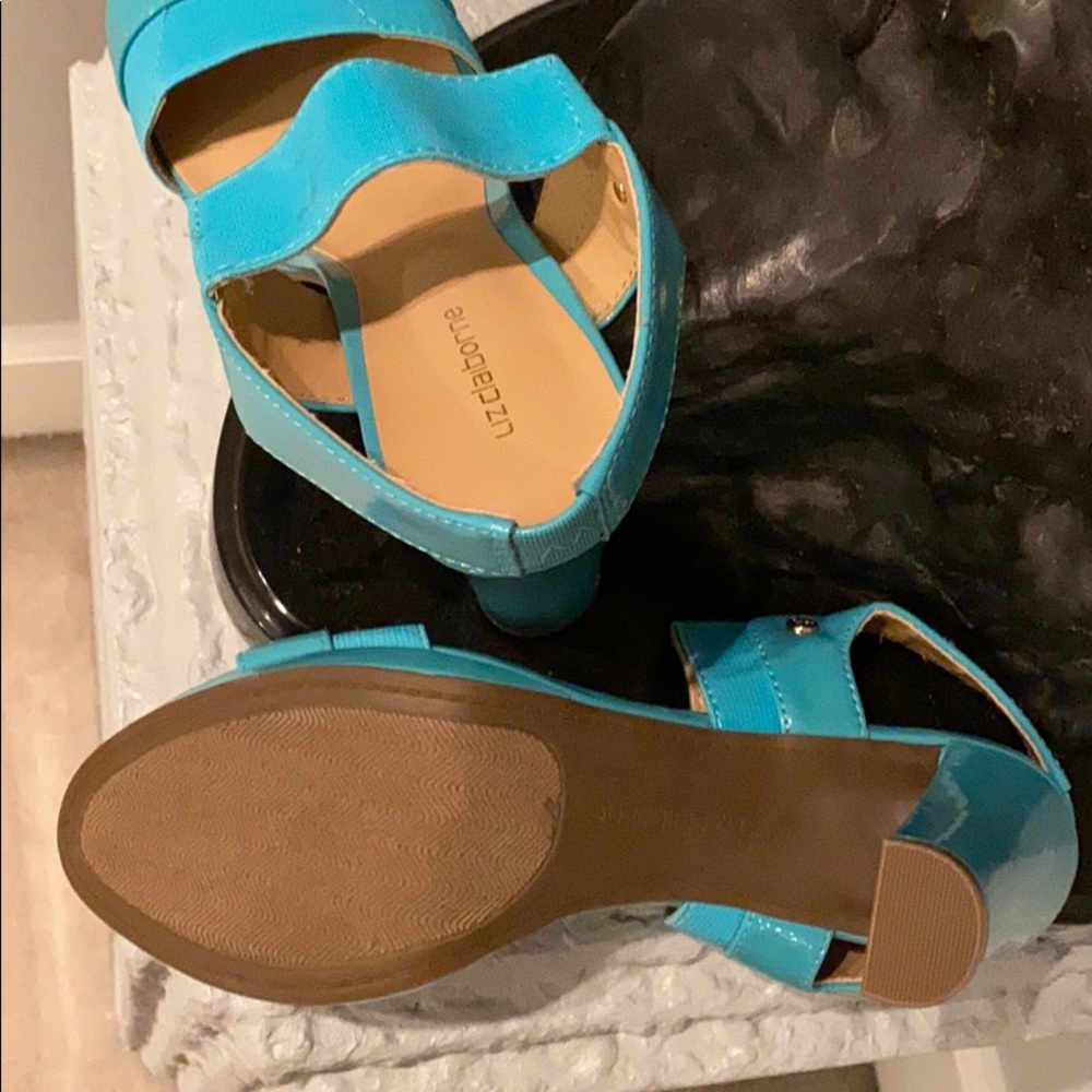 Sandals - Picture 3 of 5